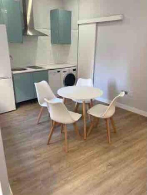 Romantico Apartamento Cerca La Playa 2 Almeria Bagian luar foto